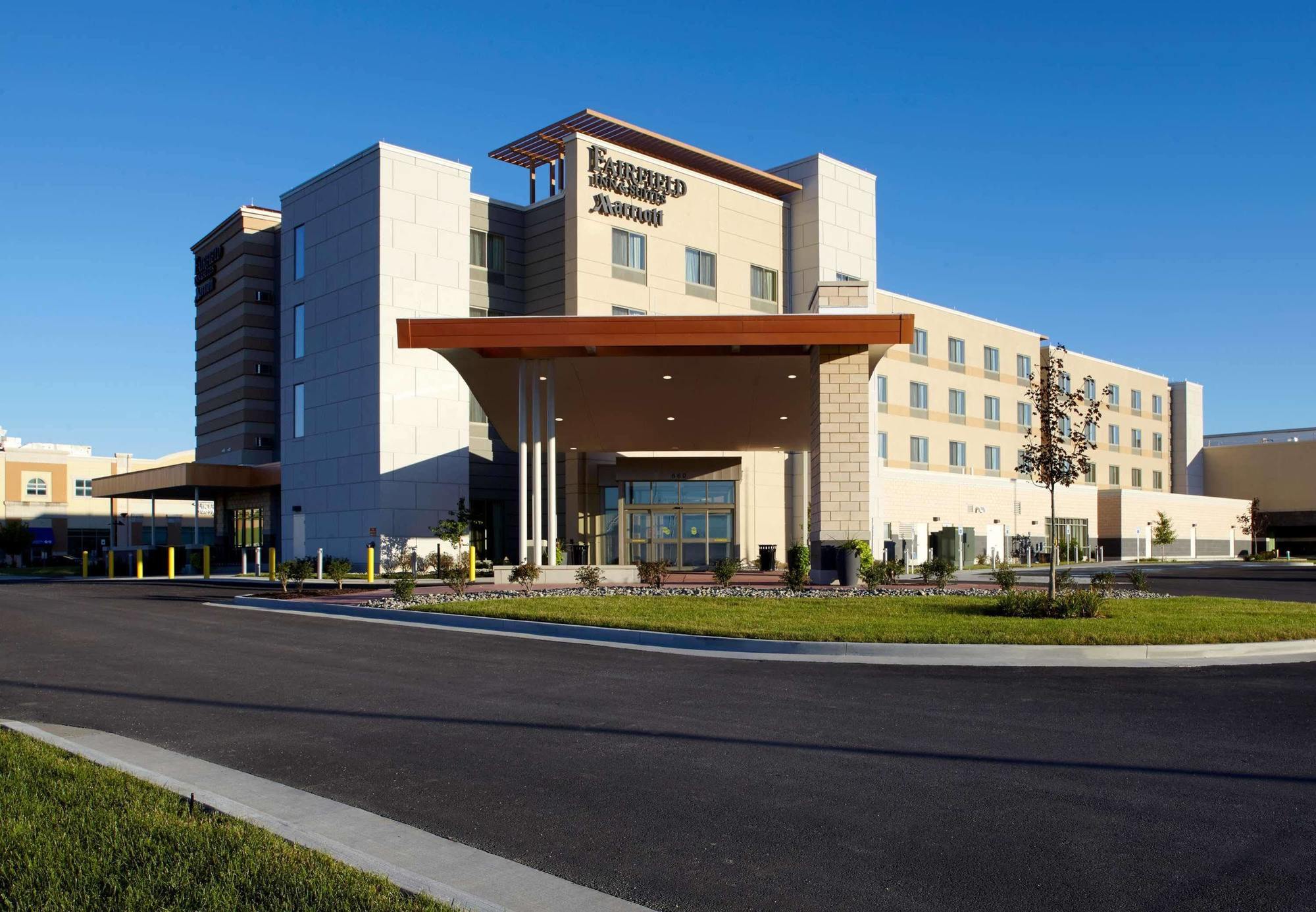 Fairfield By Marriott & Wheeling At The Highlands